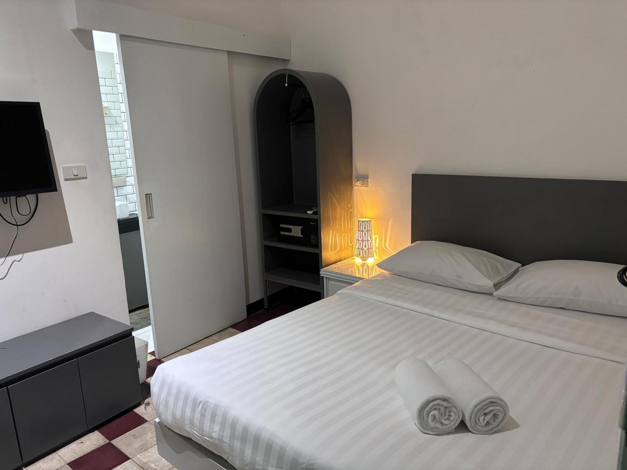 Hotel Cacha Bed Bangkok Exterior foto